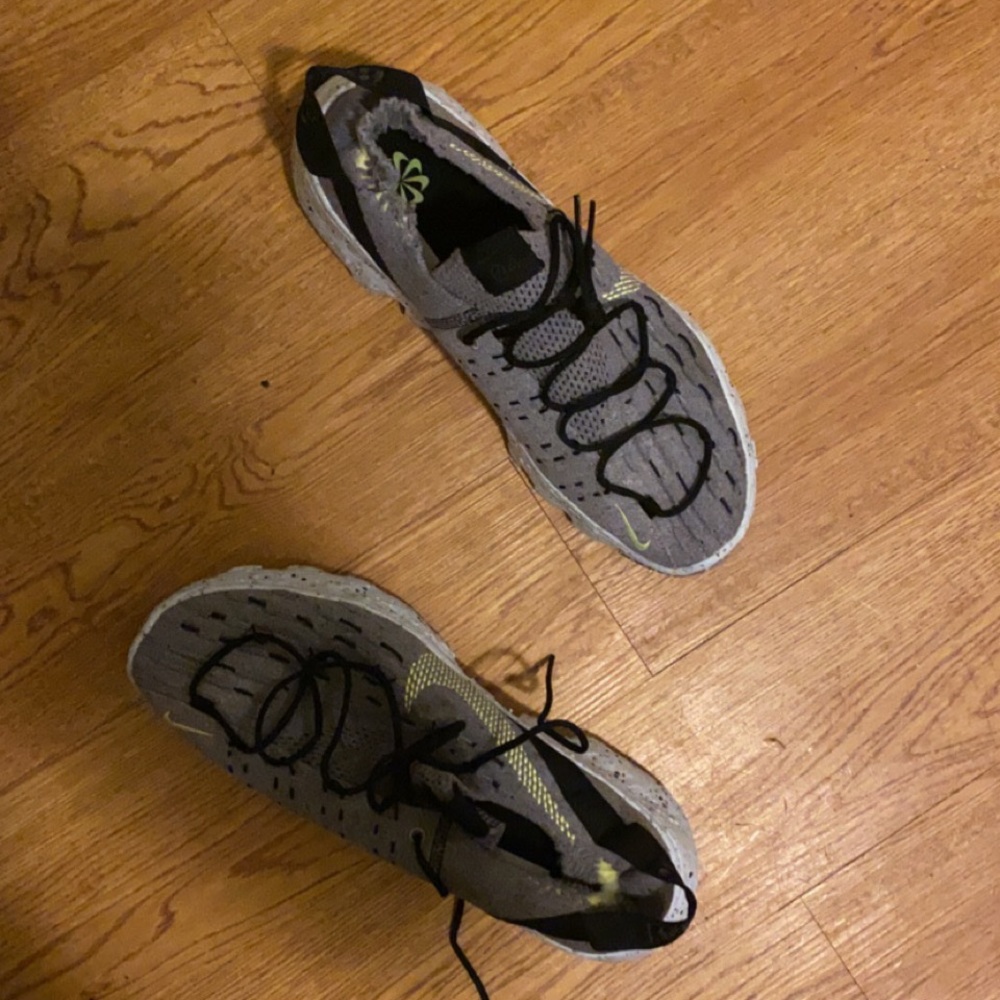 Nike Men Space Hippie 04